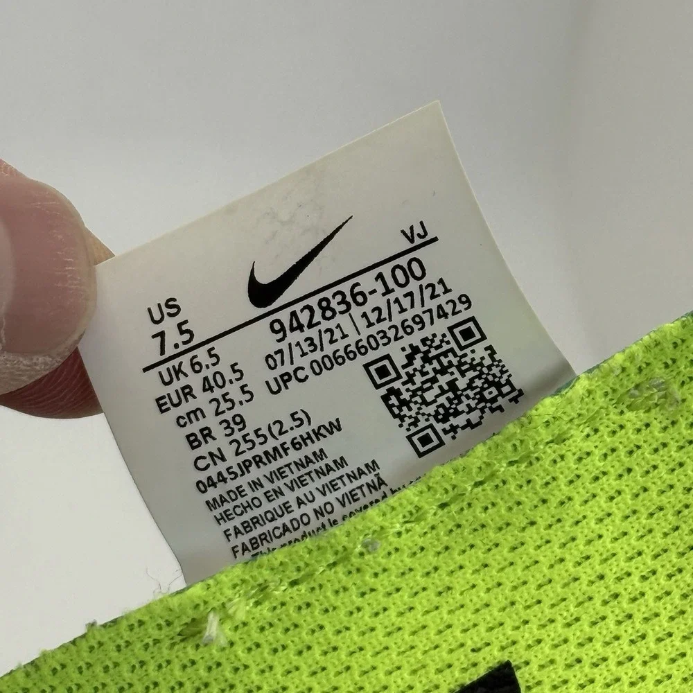 Nike Free‎ RN 2018 Shoes Men's Size 7.5 White Black Running Athletic 942836-100